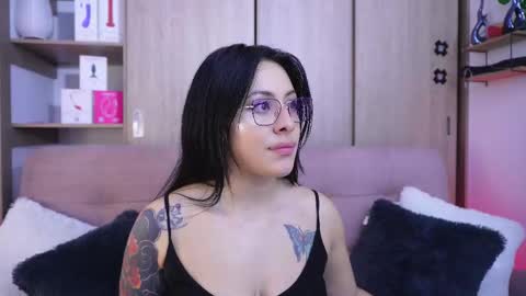 Sophiie online show from March 2, 2:58 am