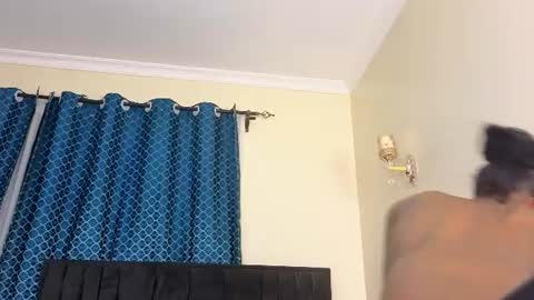 Snapshot of sophisticated_seline chatting on July 4, 7:20 pm sophisticated_seline online show from July 4, 7:20 pm