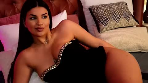 Snapshot of sophyssecret chatting on March 11, 2:06 am SophysSecret online show from March 11, 2:06 am