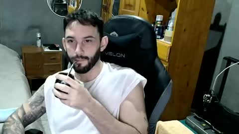 Snapshot of soquete123 chatting on April 13, 9:42 pm soquete123 online show from April 13, 9:42 pm