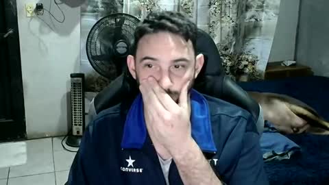Snapshot of soquete123 chatting on June 4, 11:22 pm soquete123 online show from June 4, 11:22 pm