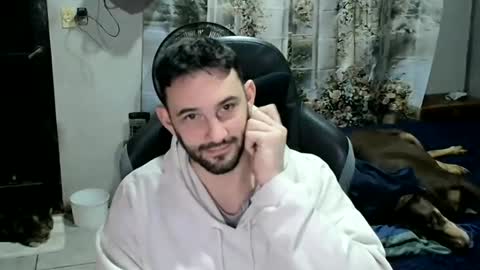 Snapshot of soquete123 chatting on June 5, 6:52 am soquete123 online show from June 5, 6:52 am