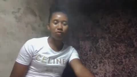 Snapshot of soriettezah chatting on February 21, 5:36 pm soriettezah online show from February 21, 5:36 pm