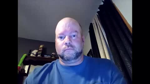 Snapshot of soro00421 chatting on October 17, 8:33 pm soro00421 online show from October 17, 8:33 pm