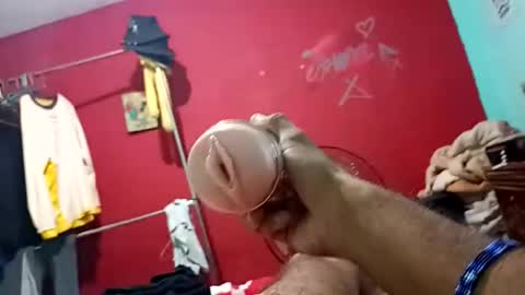 Hot toy boy online show from June 15, 5:53 am