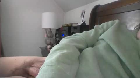 Snapshot of sosofaggot chatting on January 4, 6:19 pm sosofaggot online show from January 4, 6:19 pm
