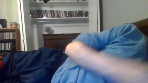 sosofaggot online show from January 17, 1:05 pm