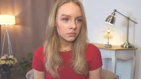 Anna online show from February 14, 1:19 pm