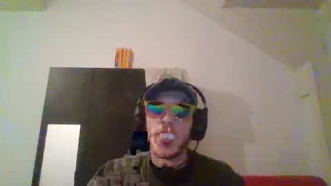 Snapshot of soumi854640 chatting on February 20, 5:02 pm soumi854640 online show from February 20, 5:02 pm