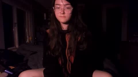 Snapshot of soursou chatting on November 18, 11:48 pm sours online show from November 18, 11:48 pm