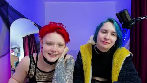 Leah online show from February 22, 3:32 pm