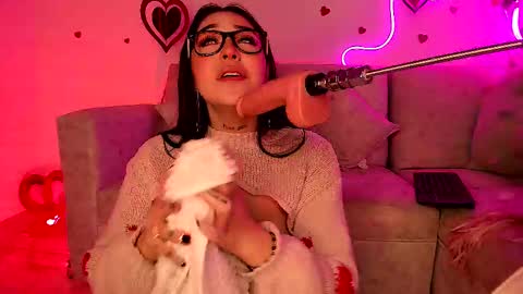 Snapshot of soy_camila_ chatting on February 15, 4:25 am soy_camila_ online show from February 15, 4:25 am