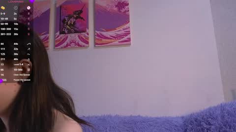 Snapshot of soy_milk chatting on December 7, 9:11 pm Nicole online show from December 7, 9:11 pm