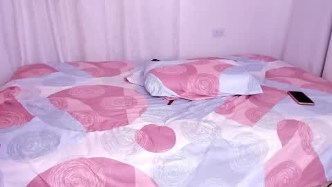 Snapshot of soy_naty_rose3 chatting on February 2, 10:17 pm Naty online show from February 2, 10:17 pm