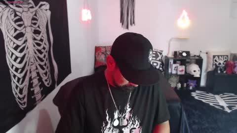 El Carlitos online show from April 22, 9:16 pm