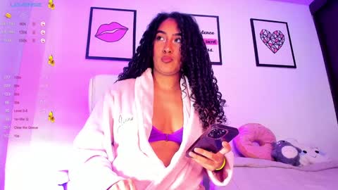 Snapshot of soyjuliana19 chatting on February 3, 9:29 pm Juliana online show from February 3, 9:29 pm