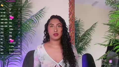 Juliana online show from June 7, 1:04 pm