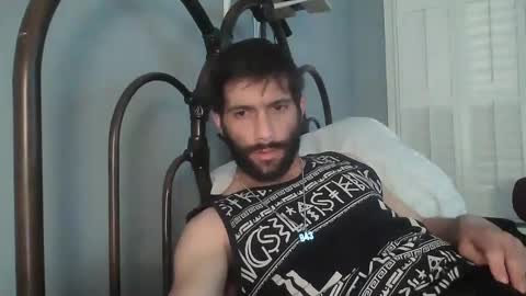 TrndSettrz online show from March 3, 5:20 am