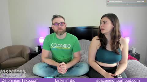 Snapshot of spaceneighbor chatting on February 6, 3:16 am Spaceneighbor online show from February 6, 3:16 am