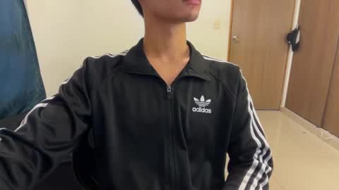 Snapshot of spaiseebuhnaanuh chatting on September 16, 10:38 am Roger online show from September 16, 10:38 am