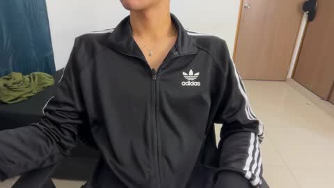 Snapshot of spaiseebuhnaanuh chatting on September 23, 7:00 am Roger online show from September 23, 7:00 am