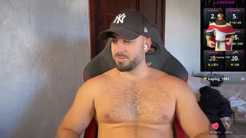 Snapshot of spanish_gym chatting on March 30, 12:17 pm spanish gym online show from March 30, 12:17 pm