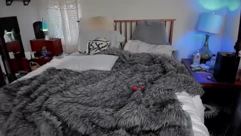 AmberSpanks online show from December 4, 12:42 am