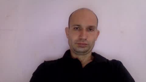 Snapshot of sparei7 chatting on December 4, 8:12 am Snaiky online show from December 4, 8:12 am