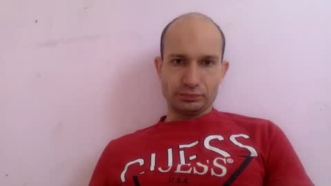 Snapshot of sparei7 chatting on December 18, 10:40 am Snaiky online show from December 18, 10:40 am