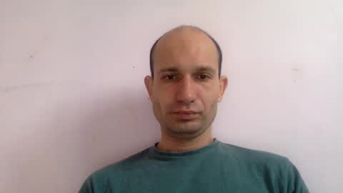 Snapshot of sparei7 chatting on December 20, 9:21 am Snaiky online show from December 20, 9:21 am