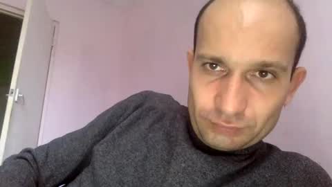 Snapshot of sparei7 chatting on December 27, 10:34 am Snaiky online show from December 27, 10:34 am