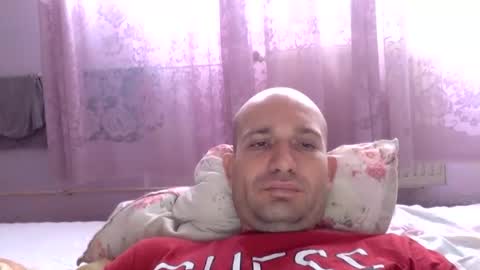 Snapshot of sparei7 chatting on December 30, 8:21 am Snaiky online show from December 30, 8:21 am