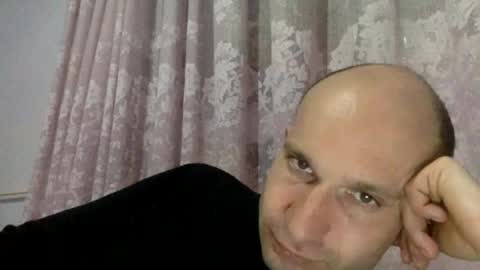 Snapshot of sparei7 chatting on February 7, 6:02 pm Snaiky online show from February 7, 6:02 pm