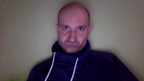 Snapshot of sparei7 chatting on February 16, 11:27 am Snaiky online show from February 16, 11:27 am