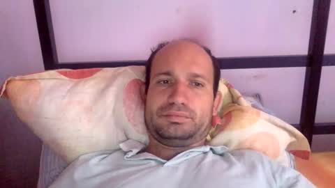 Snapshot of sparei7 chatting on October 2, 11:50 am Snaiky online show from October 2, 11:50 am