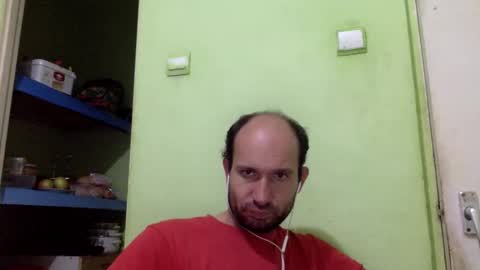 Snapshot of sparei7 chatting on October 8, 9:45 pm Snaiky online show from October 8, 9:45 pm