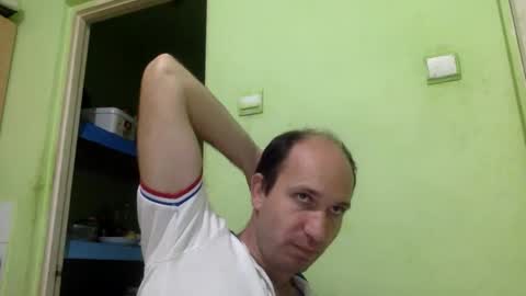 Snapshot of sparei7 chatting on October 24, 9:55 pm Snaiky online show from October 24, 9:55 pm