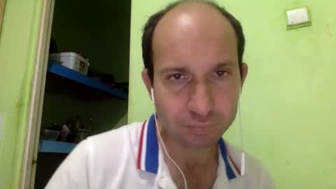 Snapshot of sparei7 chatting on October 25, 8:14 pm Snaiky online show from October 25, 8:14 pm