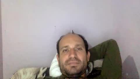 Snapshot of sparei7 chatting on November 1, 7:05 pm Snaiky online show from November 1, 7:05 pm