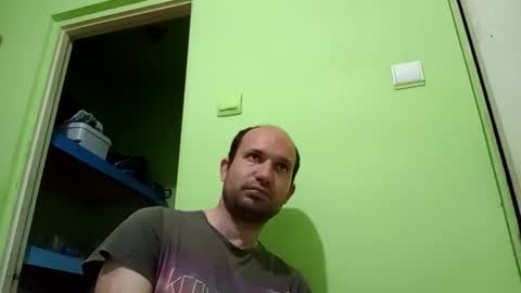 Snaiky online show from April 8, 10:21 pm