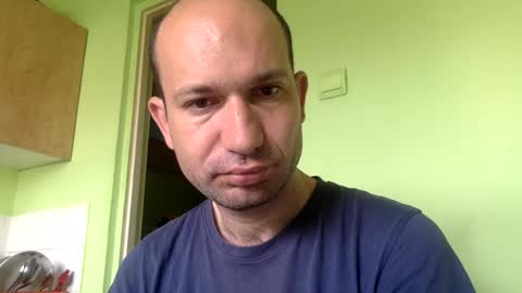 Snapshot of sparei7 chatting on May 19, 9:37 am Snaiky online show from May 19, 9:37 am