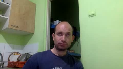 Snapshot of sparei7 chatting on May 19, 9:43 pm Snaiky online show from May 19, 9:43 pm