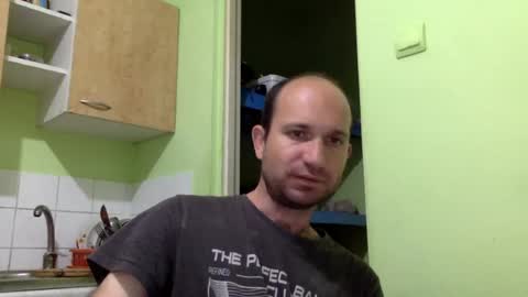 Snapshot of sparei7 chatting on June 12, 10:52 pm Snaiky online show from June 12, 10:52 pm