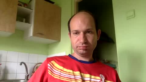 Snapshot of sparei7 chatting on June 23, 10:24 am Snaiky online show from June 23, 10:24 am