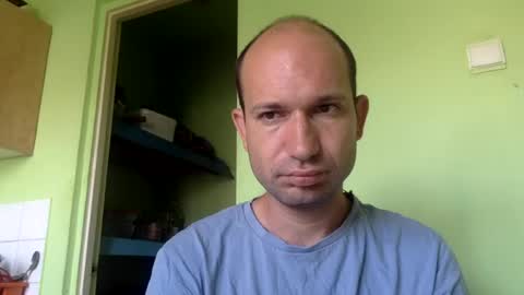 Snapshot of sparei7 chatting on July 3, 9:59 am Snaiky online show from July 3, 9:59 am