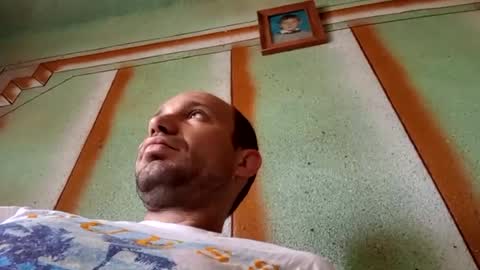 Snapshot of sparei7 chatting on July 5, 9:38 am Snaiky online show from July 5, 9:38 am