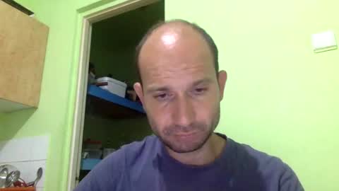 Snapshot of sparei7 chatting on July 5, 10:06 pm Snaiky online show from July 5, 10:06 pm