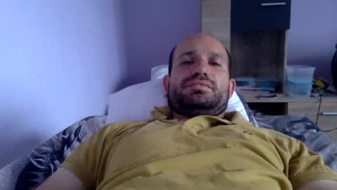 Snapshot of sparei7 chatting on July 12, 2:19 pm Snaiky online show from July 12, 2:19 pm
