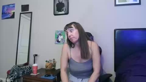 Snapshot of sparkle_pinuppp chatting on October 20, 7:20 am Tip 1 token  Follow me on instagram  Sparkle pinuppp online show from October 20, 7:20 am