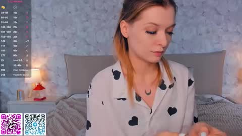 Kate online show from March 29, 7:08 am